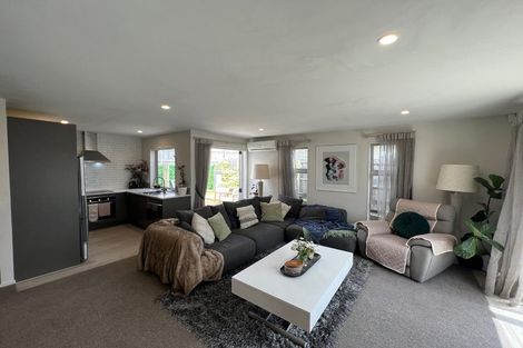 Photo of property in 74 Totara Meadows Court, Wiri, Auckland, 2104