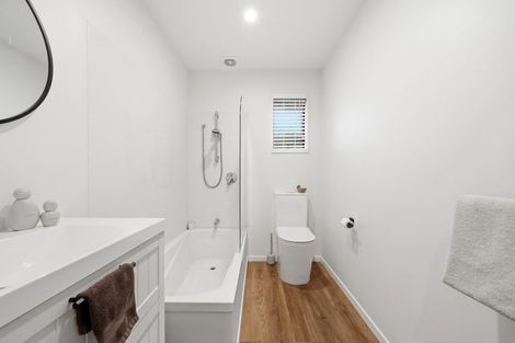 Photo of property in 1/54 Aorangi Road, Bryndwr, Christchurch, 8053