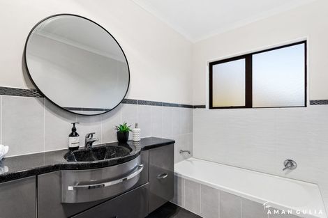 Photo of property in 135 Greenhithe Road, Greenhithe, Auckland, 0632