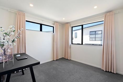 Photo of property in 27b Westgate Drive, Westgate, Auckland, 0614