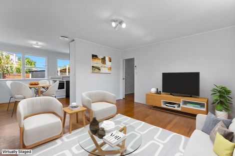 Photo of property in 1/117 Parkhurst Road, Parakai, 0830