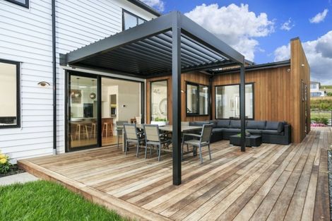 Photo of property in 9 Keel Street, Long Bay, Auckland, 0630