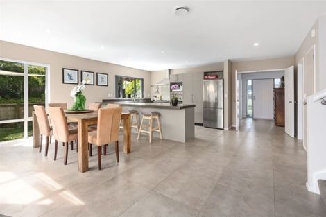 Photo of property in 6 Sumner Terrace, Aotea, Porirua, 5024