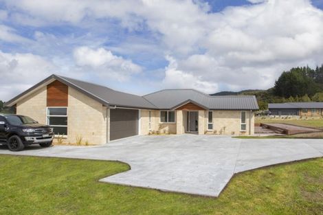 Photo of property in 15 Woodleigh Lane, Mangawhai, 0573