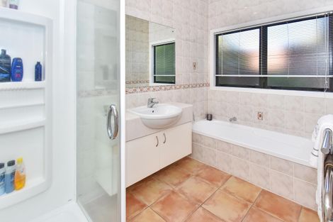 Photo of property in 21 Del Mar Court, Shamrock Park, Auckland, 2016