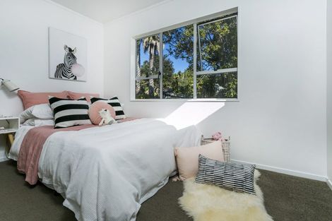 Photo of property in 33b Ngahere Views, Orewa, 0931