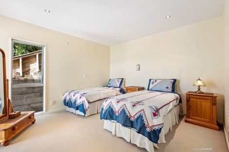 Photo of property in 1/279 Karaka Bay Road, Karaka Bays, Wellington, 6022