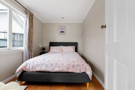 Photo of property in 41 Queen Street, Cambridge, 3434