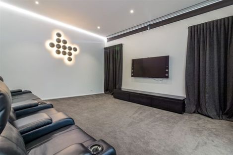 Photo of property in 31 Waiwetu Street, Fendalton, Christchurch, 8052