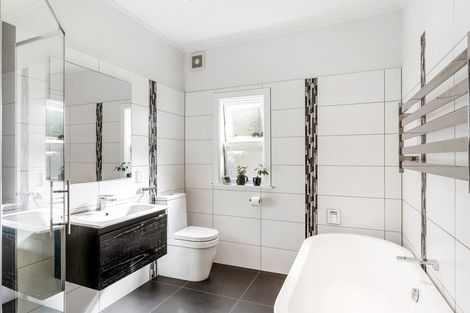 Photo of property in 33 Norfolk Street, Belmont, Lower Hutt, 5010