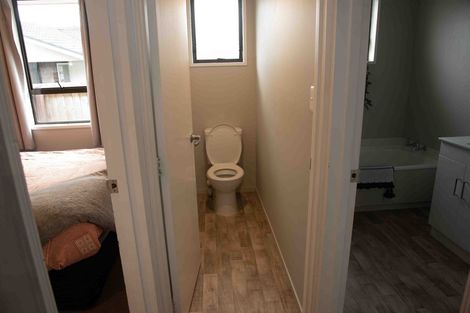 Photo of property in 2/323 Sawyers Arms Road, Bishopdale, Christchurch, 8053