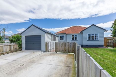 Photo of property in 5 Barker Road, Marewa, Napier, 4110