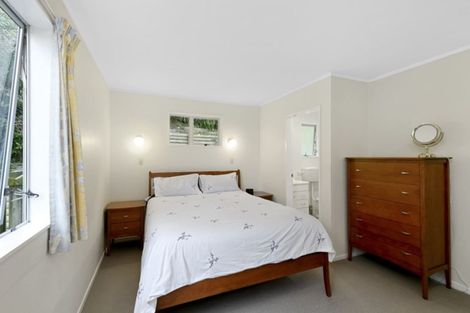 Photo of property in 10 Jasons Place, Churton Park, Wellington, 6037