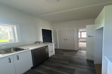 Photo of property in 30 Anzac Avenue, Onekawa, Napier, 4110