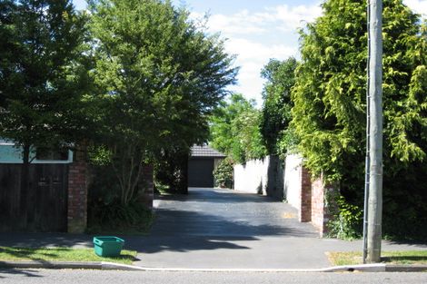 Photo of property in 12 Staveley Street, Avonhead, Christchurch, 8042