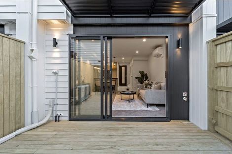 Photo of property in 11/23 Tudor Road, Henderson, Auckland, 0610