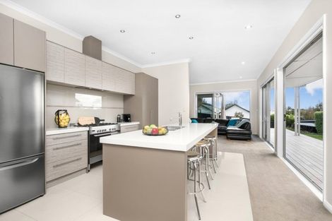 Photo of property in 11 Anselmi Ridge Road, Pukekohe, 2120