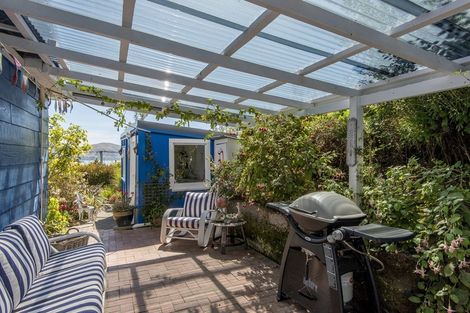 Photo of property in 17 Purau Avenue, Diamond Harbour, 8972