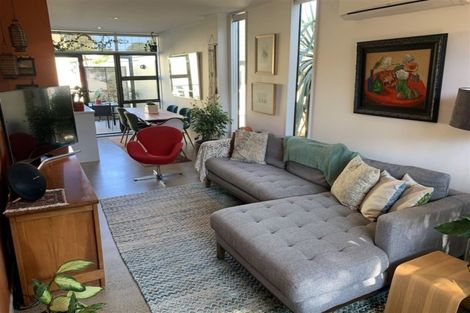 Photo of property in 4/16 Huron Street, Takapuna, Auckland, 0622