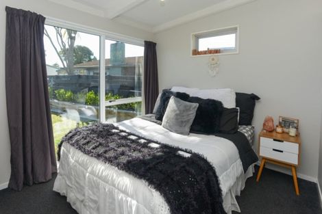 Photo of property in 8 Bristol Street, Tamatea, Napier, 4112