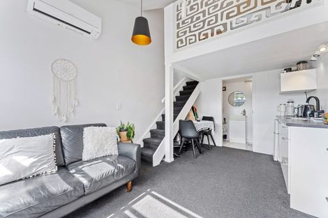 Photo of property in 1/19 Heathcote Road, Castor Bay, Auckland, 0620