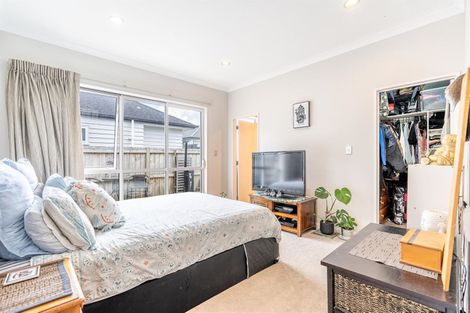 Photo of property in 8 Kohia Way, Huapai, Kumeu, 0810