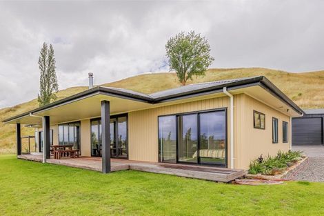 Photo of property in 191b Maharakeke Road, Waipukurau, 4281