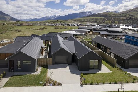 Photo of property in 38 Muster Road, Jacks Point, 9371