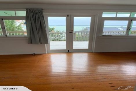 Photo of property in 15a Joan Street, Point Chevalier, Auckland, 1022