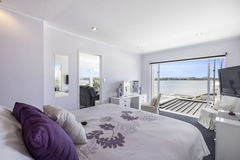 Photo of property in 100 Bramley Drive, Farm Cove, Auckland, 2012