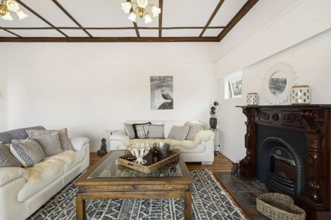 Photo of property in 50a Ngataringa Road, Devonport, Auckland, 0624