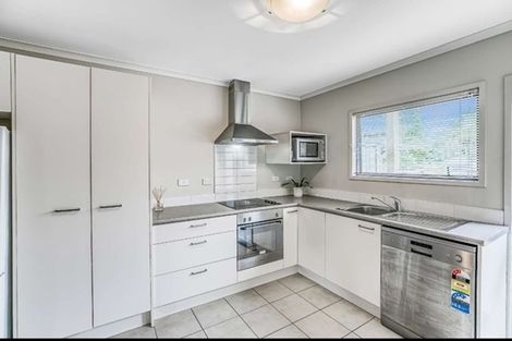 Photo of property in 24/94 Glengarry Road, Glen Eden, Auckland, 0602