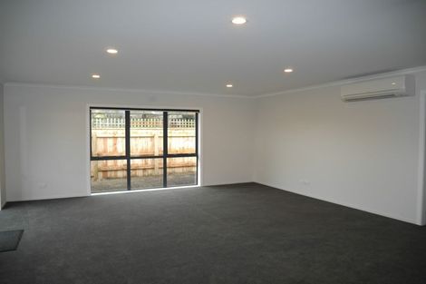 Photo of property in 12 William Street, Waikanae Beach, Waikanae, 5036