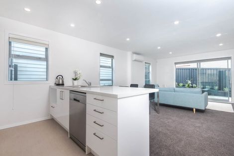 Photo of property in 27b Ranui Terrace, Tawa, Wellington, 5028
