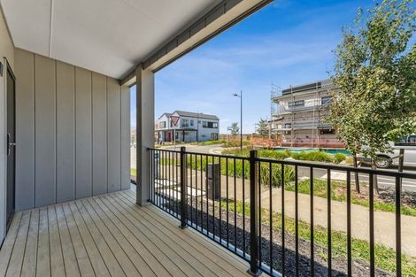 Photo of property in 20 Waimarie Drive, Karaka, 2578