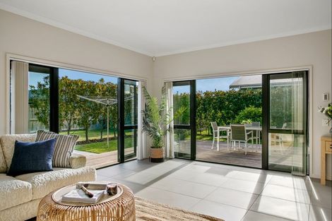 Photo of property in 8 Chateau Crescent, Rangatira Park, Taupo, 3330