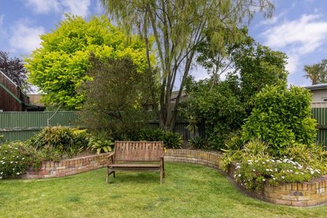 Photo of property in 52 Auckland Road, Greenmeadows, Napier, 4112