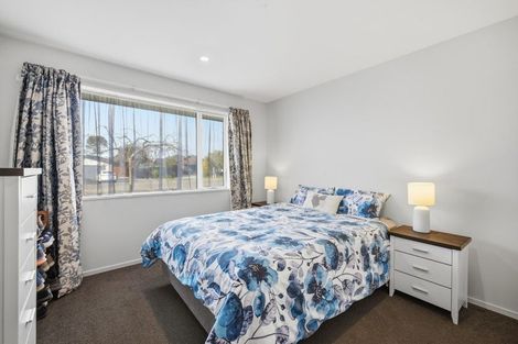 Photo of property in 39 Baynes Street, Burwood, Christchurch, 8083