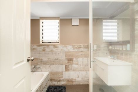 Photo of property in 116 Darraghs Road, Brookfield, Tauranga, 3110