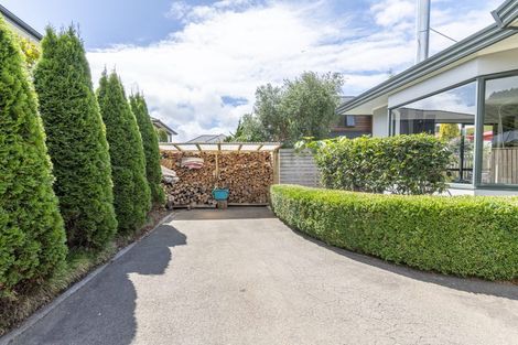 Photo of property in 203 Westchester Drive, Churton Park, Wellington, 6037