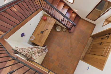 Photo of property in 1a Ngapeke Road, Welcome Bay, Tauranga, 3175