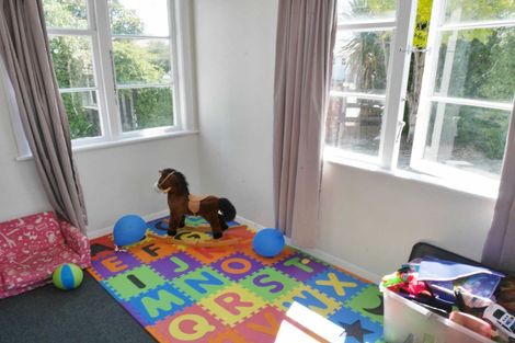 Photo of property in 13 Denvir Street, Strowan, Christchurch, 8052