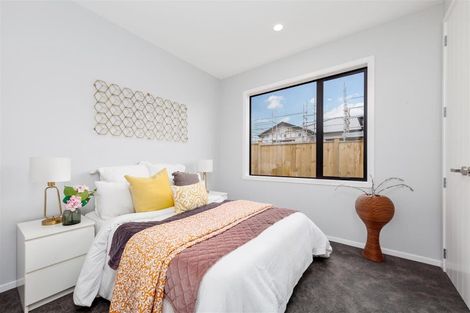 Photo of property in 22 Lewis Younie Road, Kumeu, 0810