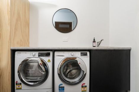 Photo of property in 129 Ngaio Drive, Matarangi, Whitianga, 3592