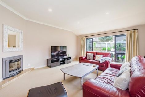 Photo of property in 17 Regent Drive, Paraparaumu Beach, Paraparaumu, 5032