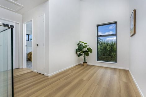 Photo of property in 35 Pinecrest Drive, Gulf Harbour, Whangaparaoa, 0930