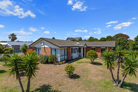 Photo of property in 1 The Glebe, Coastlands, Whakatane, 3120