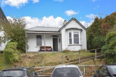 Photo of property in 92 Harbour Terrace, North Dunedin, Dunedin, 9016