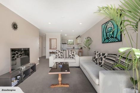 Photo of property in 15/5 Monte Cassino Place, Birkdale, Auckland, 0626