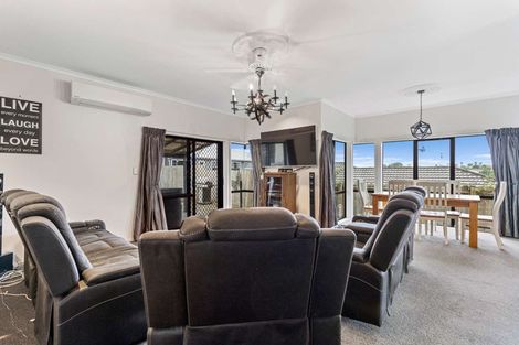 Photo of property in 99 Osprey Drive, Welcome Bay, Tauranga, 3112